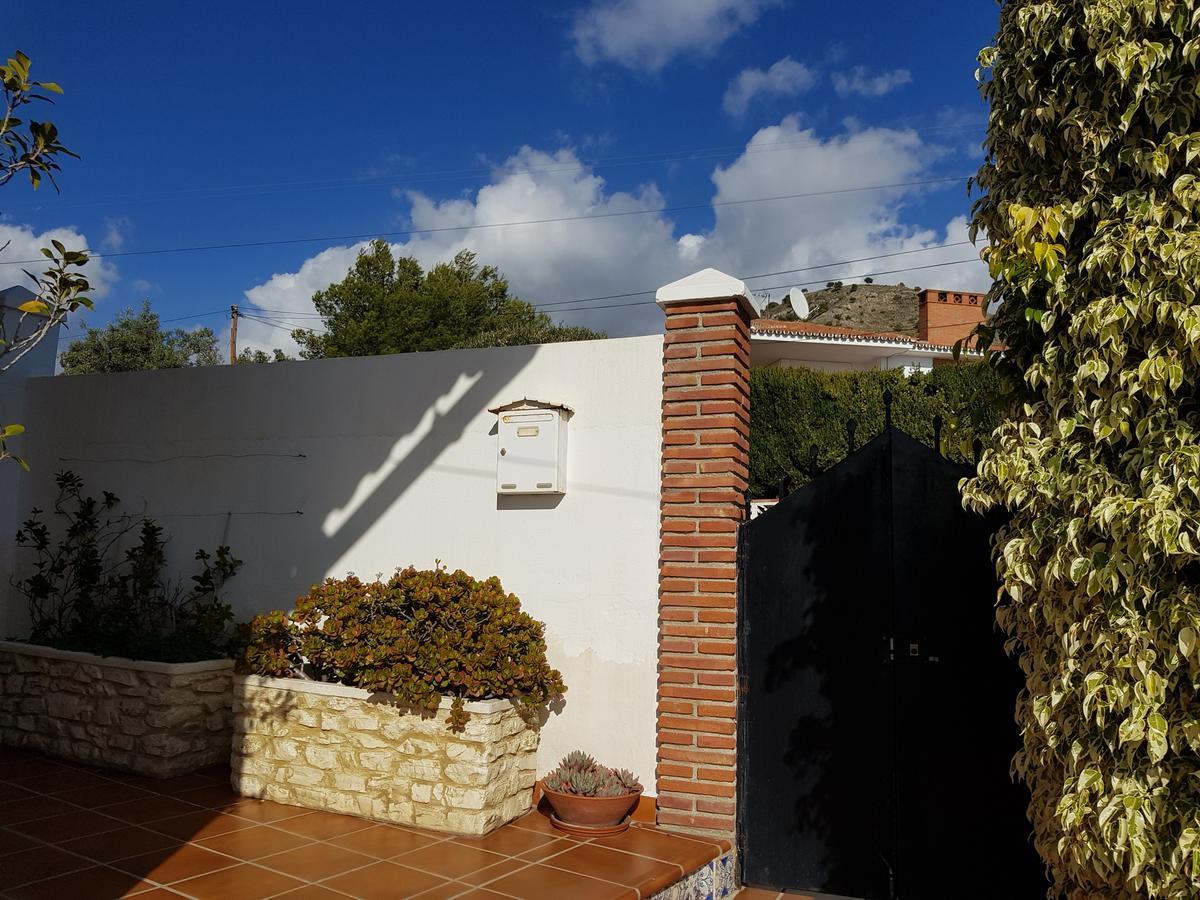 Villa - Zeezicht, Zwembad Nerja Εξωτερικό φωτογραφία